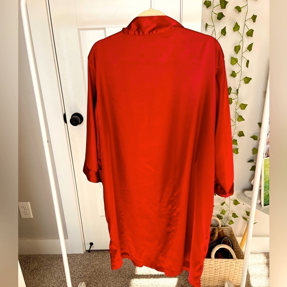 Red Satin Robe - Picture 3 of 4